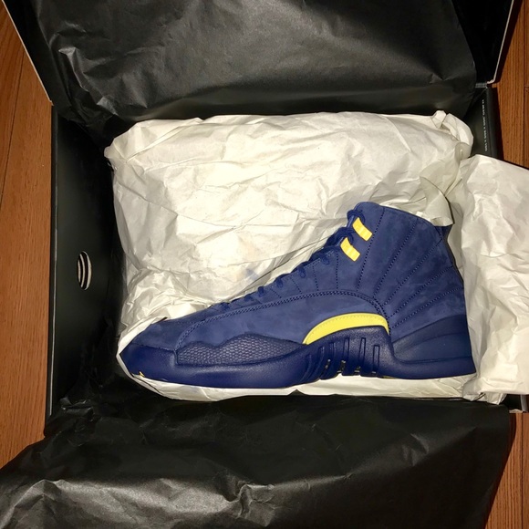 SOLD!!!!   Jordan 12 RETRO Michigan BRAND NEW - Picture 4 of 7